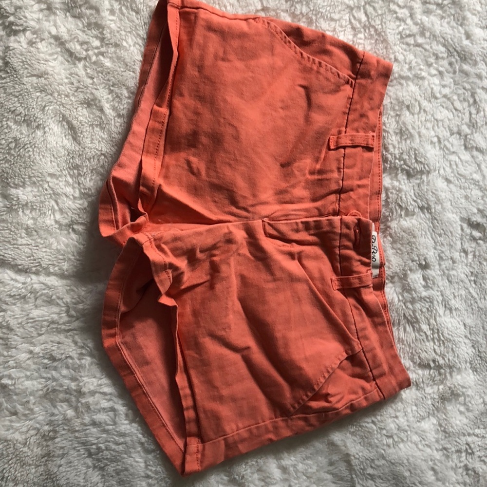 peach shorts